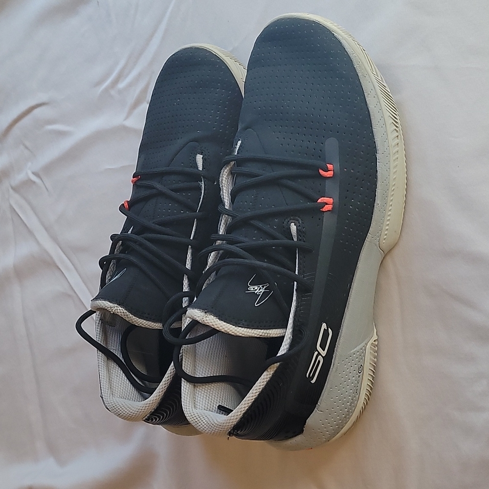 Mens Under Armour 8.5